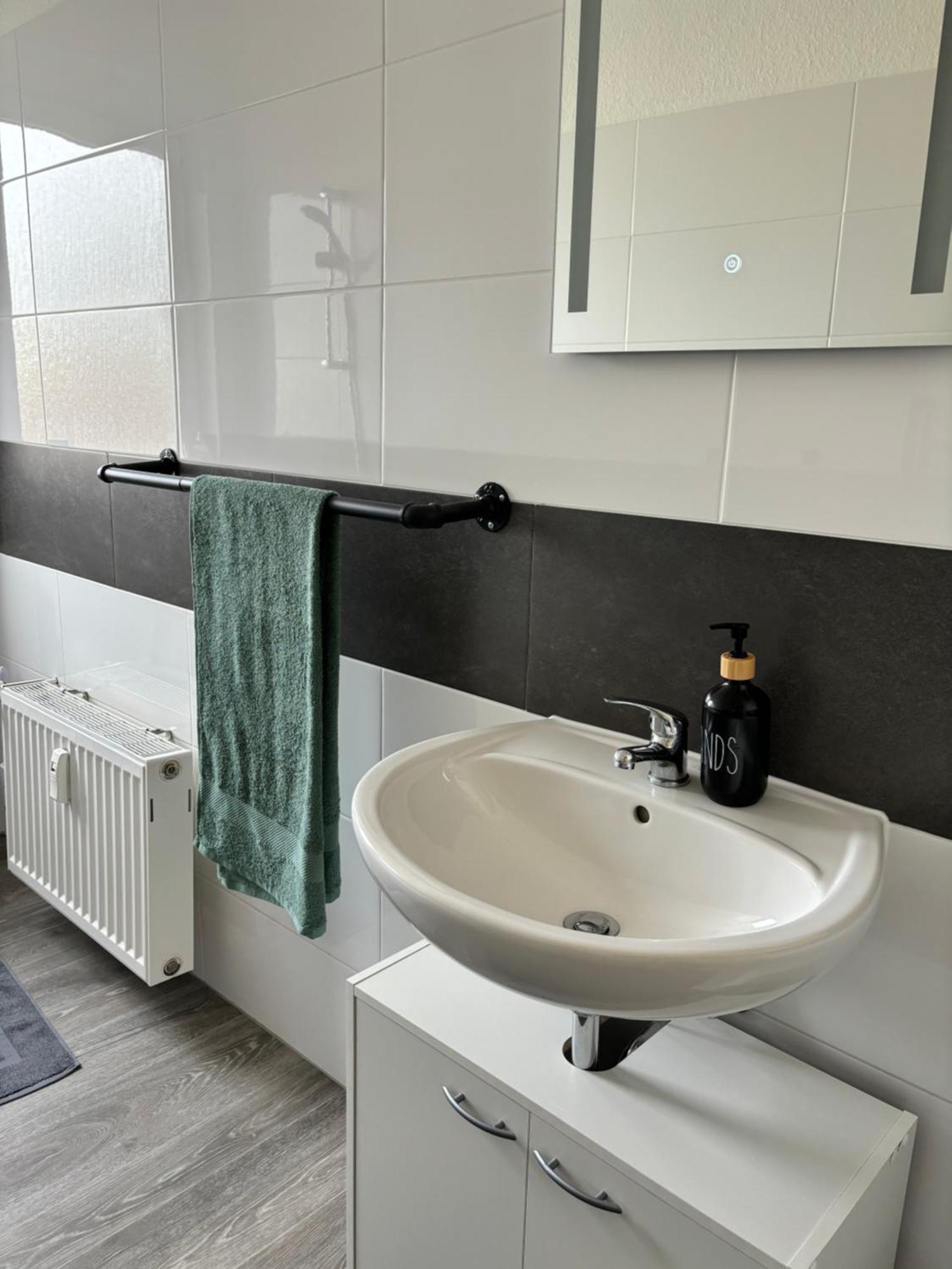 Gemuetliches Innenstadtnest, Zentrale Lage, 88Qm, Kostenfreier Parkplatz, Fuer Bis Zu 6 Personen Cottbus Bagian luar foto